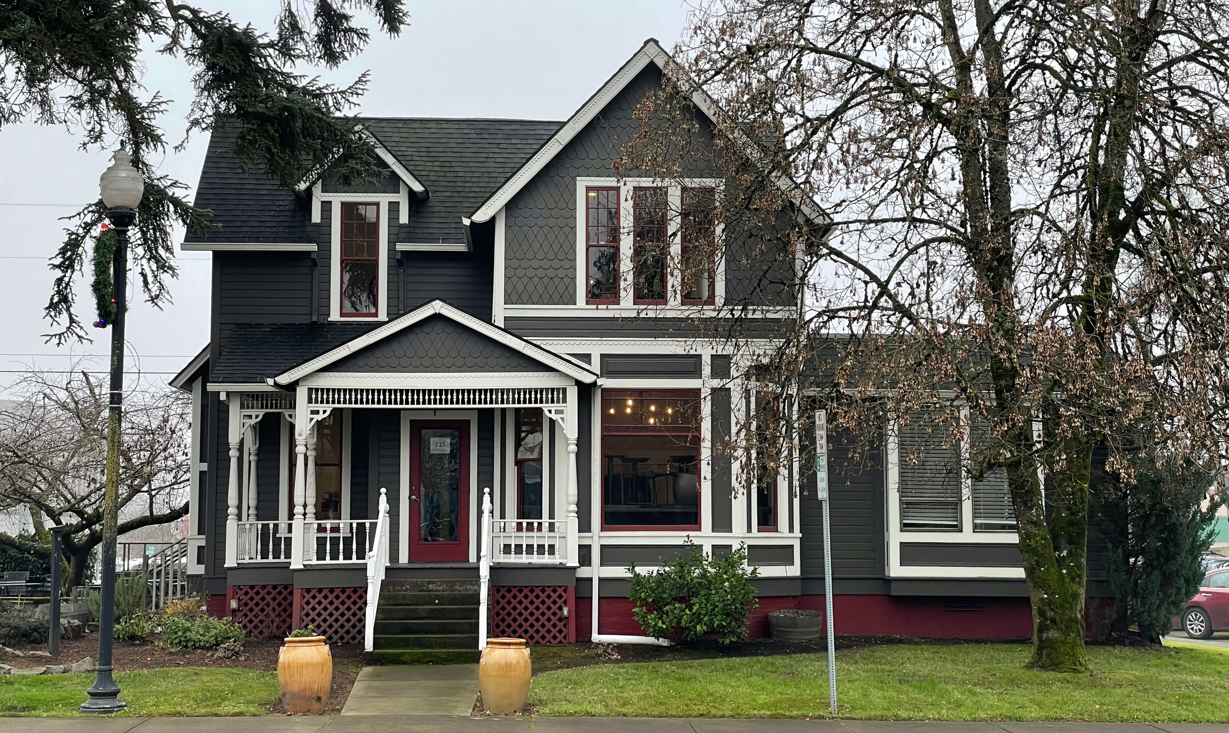 Former Recipe Building to Become Coppola-Owned Domaine Lumineux